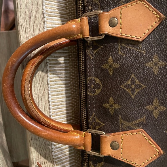 Louis Vuitton Speedy 35 Monogram - Picture 14 of 15